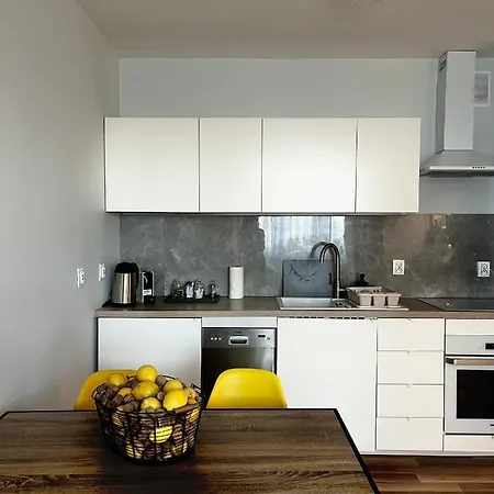 Apartament Apartament Margaret Atwood