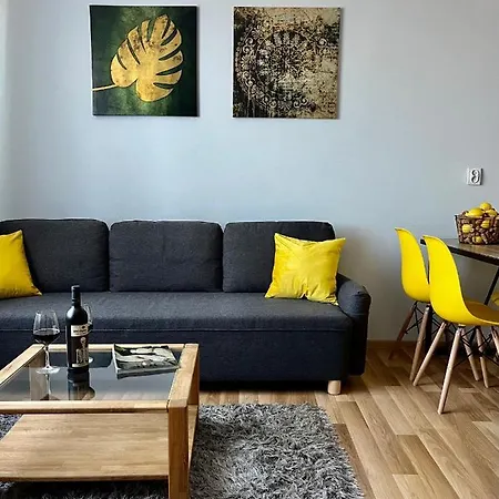 Apartament Margaret Atwood Apartament *