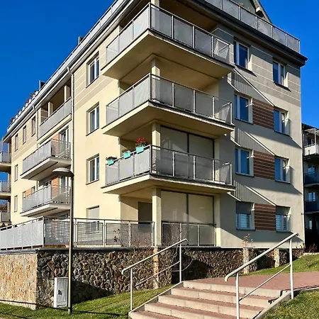 Apartament Apartament Margaret Atwood *